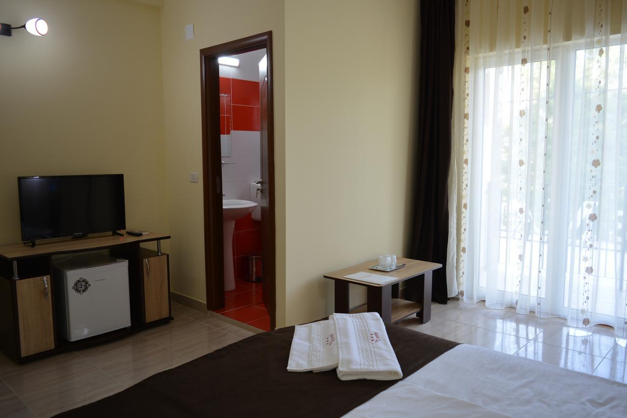 Hotel Maremar Западен Ефорие Екстериор снимка