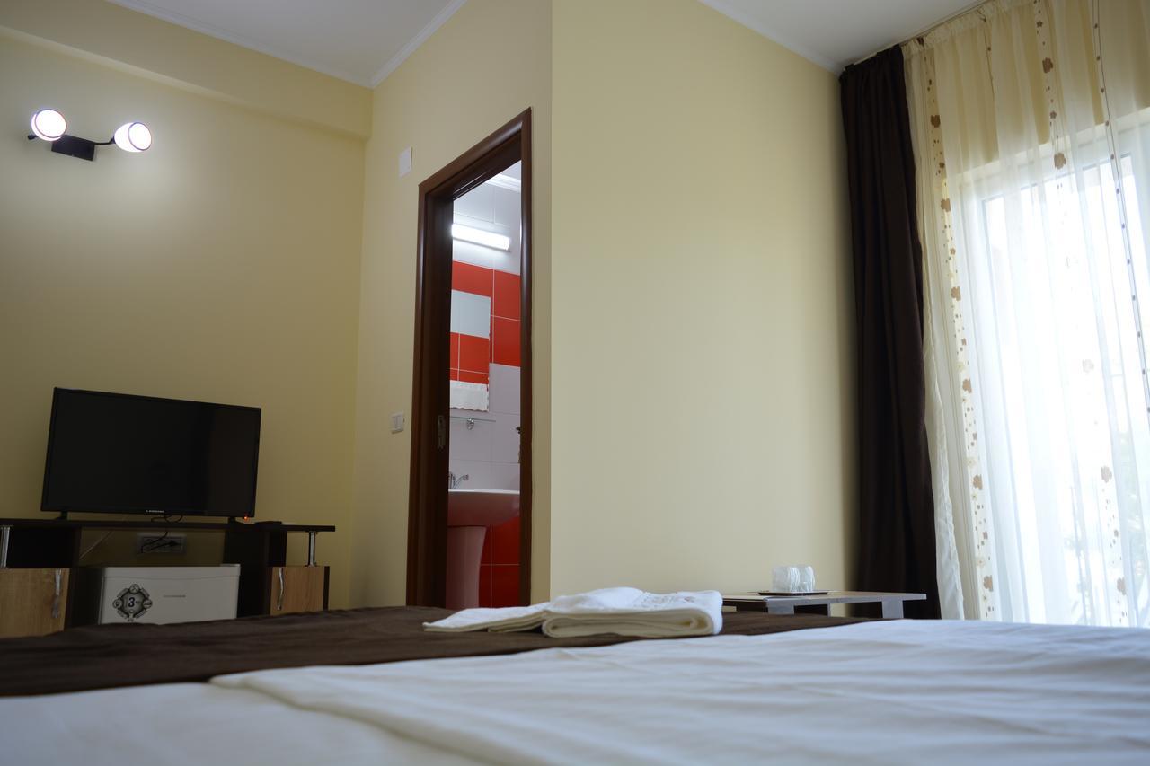 Hotel Maremar Западен Ефорие Екстериор снимка